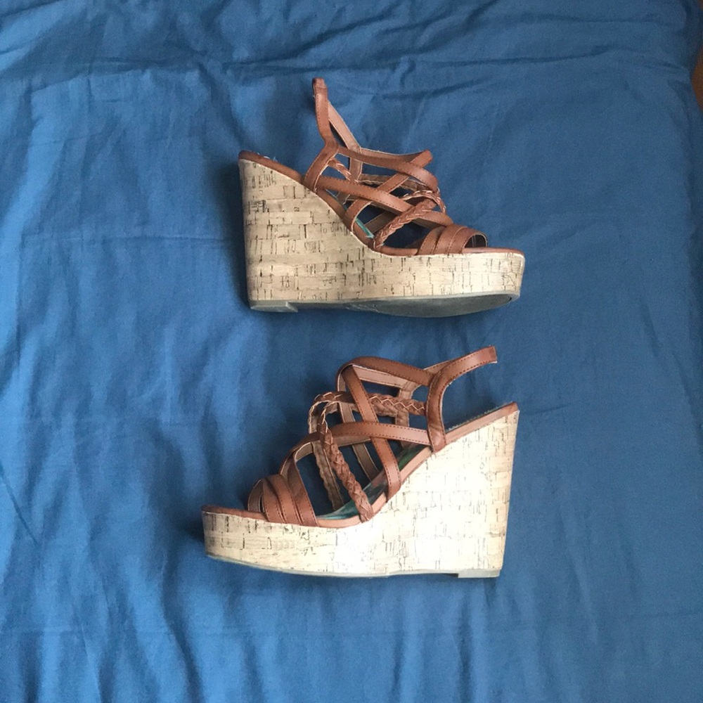 Madden girl wedges